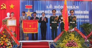 Xã Ninh Vân đón nhận danh hiệu Anh hùng Lực lượng vũ trang nhân dân