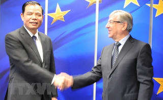 Bộ trưởng Nông nghiệp làm việc với EU, kêu gọi gỡ bỏ "thẻ vàng"
