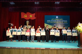 'Mang tinh thần Phù Đổng về cuộc sống hằng ngày'