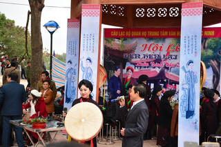 [ẢNH]: Nô nức trẩy hội Lim