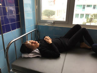 Vụ mẹ chồng tạt a xít con dâu: Mẹ chồng được phát hiện chết tại nhà