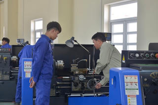 Thông tư quy định tiêu chí chương trình chất lượng cao trung cấp, cao đẳng nghề