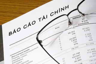 Báo cáo tài chính điện tử có cần ký tên, đóng dấu của nhà thầu?