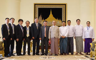 Tổng thống Cộng hòa liên bang Myanmar, Ngài U Thein Sein tiếp Chủ tịch AVIM/BIDV