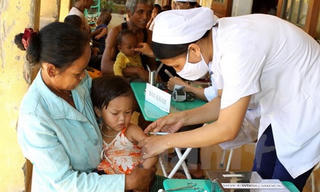 200 đại biểu tham dự Hội nghị toàn quốc về tiêm chủng mở rộng năm 2016
