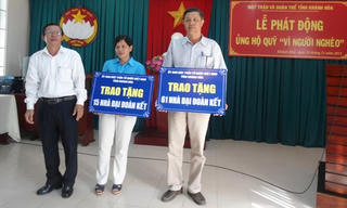 Khánh Hòa: Bàn giao 76 căn nhà Đại đoàn kết cho hộ nghèo