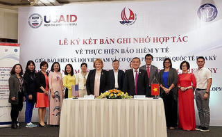 Ký kết hợp tác hỗ trợ thực hiện chính sách bảo hiểm y tế