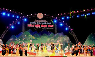 Lễ hội Hoa Ban Điện Biên
