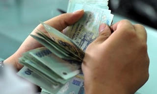 Lương tại các DN Nhà nước: Nhân viên 13 triệu, sếp 40 triệu/tháng