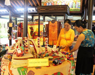 Festival văn hóa tơ lụa, thổ cẩm Việt Nam- Thế giới 2017