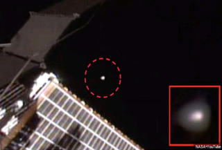 Phát hiện UFO bay ngang trạm  vũ trụ quốc tế ISS