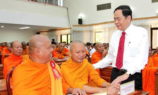 Thư chúc mừng nhân dịp Tết cổ truyền Chôl Chnăm Thmây của nhân dân Campuchia