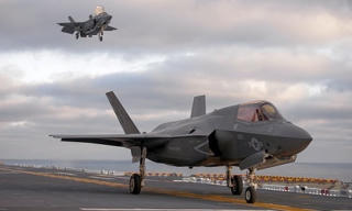 Mỹ điều tàu đổ bộ mang tiêm kích F-35B đến gần Syria