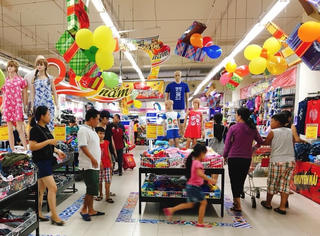 Mừng sinh nhật 20 năm: Big C giảm giá đến 50% tất cả các mặt hàng