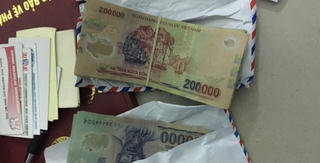 Mang danh nhà báo tống tiền hàng trăm triệu đồng