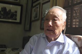 Người kể chuyện bằng ảnh