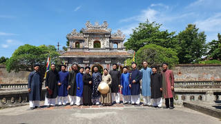 'Huế - kinh đô áo dài Việt Nam'