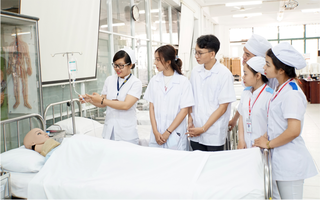 Đào tạo khối ngành sức khỏe: Hai Bộ chưa thống nhất