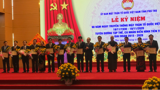 Vinh danh những người từng ngày góp sức vì bản làng, khối phố