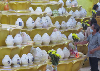 Xác định được một số hũ tro cốt ở chùa Kỳ Quang 2