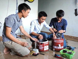 Những “kỹ sư trường làng”