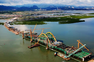 Quảng Ninh: Hợp long cầu Cửa Lục I 