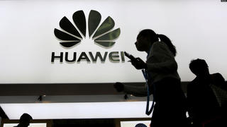 Tập đoàn Huawei kiện Chính phủ Mỹ