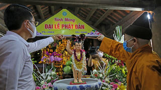 Phát động tuần tắm Phật online
