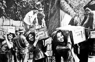 Quảng Bình: Thực hiện chế độ, chính sách với lực lượng dân công hỏa tuyến