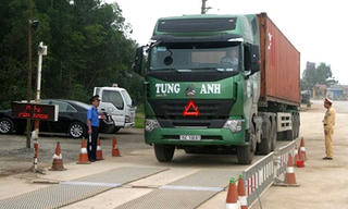 Giám sát xe quá tải từ phòng làm việc của lãnh đạo