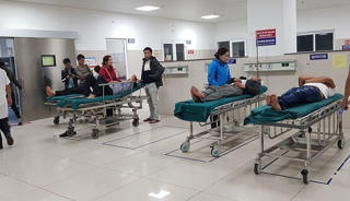 Nổ pháo, hàng loạt trường hợp nhập viện cấp cứu trong đêm giao thừa