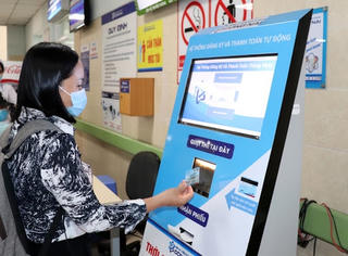 Phát triển nhờ ứng dụng công nghệ thông tin