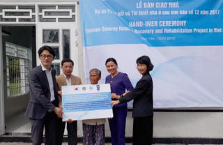 Xây 304 căn nhà an toàn phòng chống bão lũ cho người dân