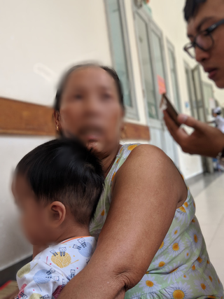 Bắt tạm giam người mẹ bạo hành con ruột đến chấn thương sọ não