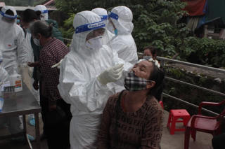 Ninh Bình: F0 tăng vọt lên hơn 2.000 ca, 7 xã phường thuộc vùng đỏ