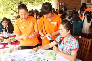 Chia sẻ kinh nghiệm công tác cán bộ nữ và ngăn ngừa bạo lực