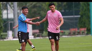 Đội bóng Hàn Quốc muốn chiêu mộ Đoàn Văn Hậu