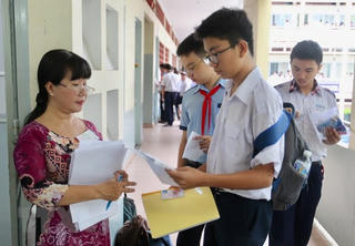 Thi vào lớp 10 tại TP HCM: Hơn 500 thí sinh vắng mặt ở ngày thi đầu