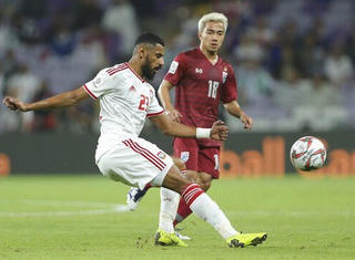 Đội tuyển Thái Lan 'bơi trong tiền' khi vượt qua vòng bảng Asian Cup