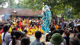 Tháng Tám giỗ Cha