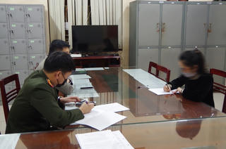 Làm giả giấy tờ tài liệu của cơ quan tổ chức có thể bị truy cứu trách nhiệm hình sự