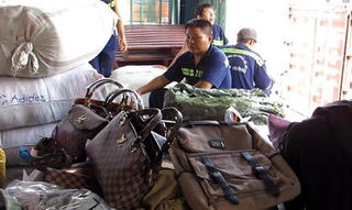 Phát hiện container hàng lậu trị giá 30 tỷ đồng