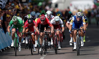 Nước rút hơn 71 km/h, Kittel lần thứ hai nhất chặng tại Tour de France 2017