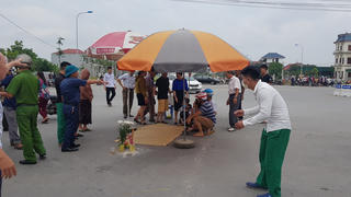 Đi học về, học sinh lớp 6 bị xe đầu kéo đâm tử vong