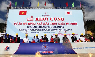 Phó Thủ tướng Hoàng Trung Hải dự lễ khởi công dự án mở rộng Nhà máy thủy điện Đa Nhim