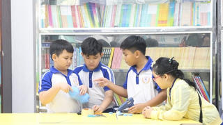 Tiếp lửa đam mê khoa học kỹ thuật cho học sinh