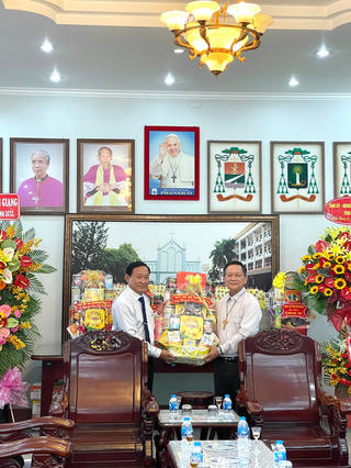 An Giang: Lãnh đạo tỉnh thăm, chúc mừng lễ Phục sinh 2022