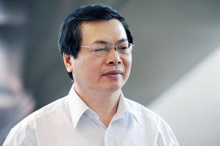 Cựu Bộ trưởng Vũ Huy Hoàng hầu tòa