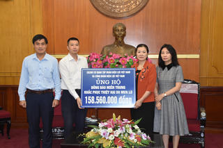 Tăng thêm nguồn lực hỗ trợ lâu dài cho bà con vùng lũ
