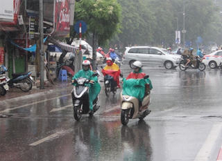 Bắc Bộ đêm và sáng có mưa, trời lạnh